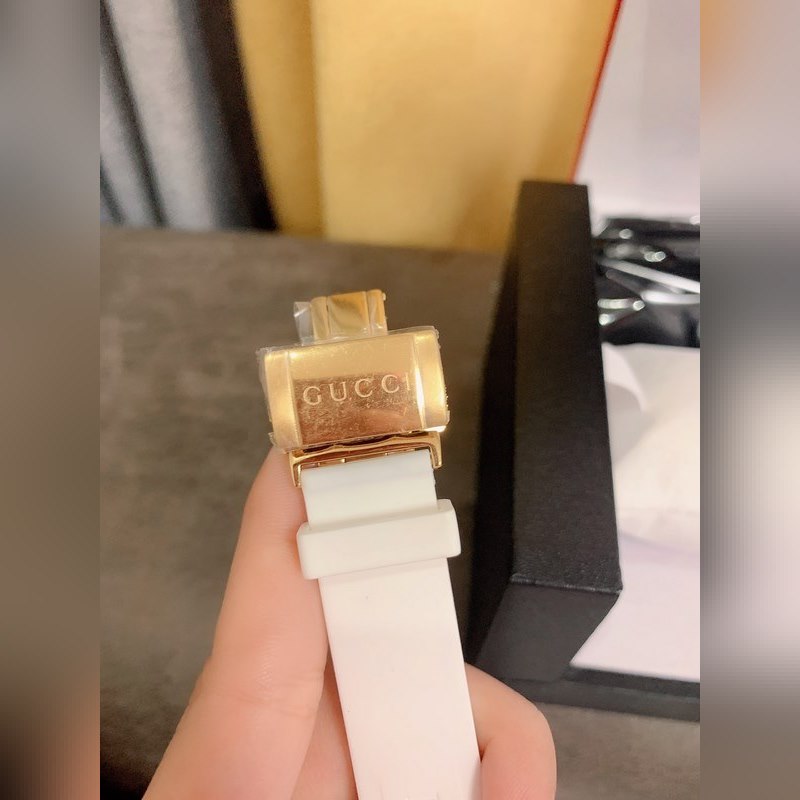 GUCCI DIVE Series Unisex Casual Replica Watch with Quality Features-8