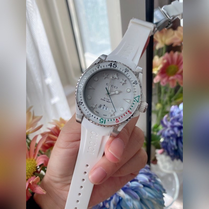 Gucci Dive 40mm Swiss Quartz Sapphire Glass Replica Watch-2