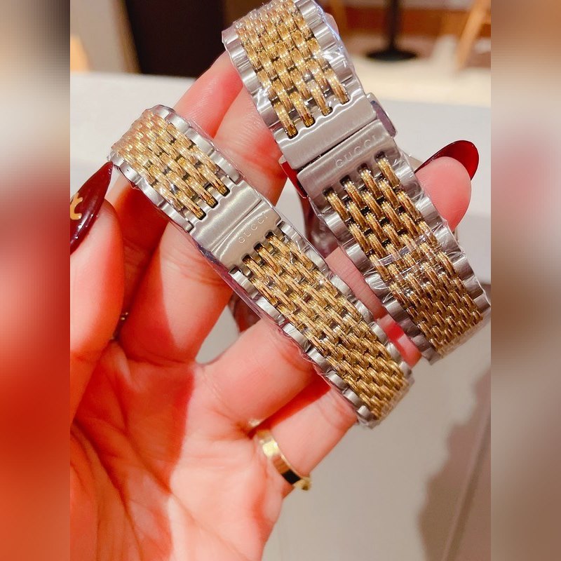 Gucci G-Timeless Slim Bee Replica Watch Elegant Design and Quality Craftsmanship-4