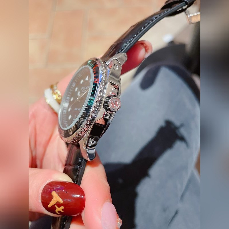 Gucci Dive Collection Unisex 40mm Replica Watch 6 Colors Available-3