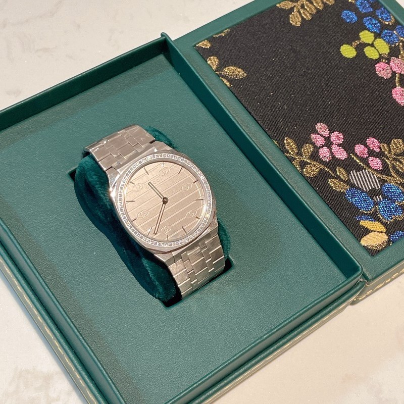 Gucci 25H Luxury Sports Replica Watch Features&Specifications-6