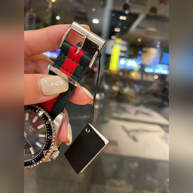 Gucci Dive Series Replica Watch Urban Sport Fashion Striped Design Quality Craftsmanship-2