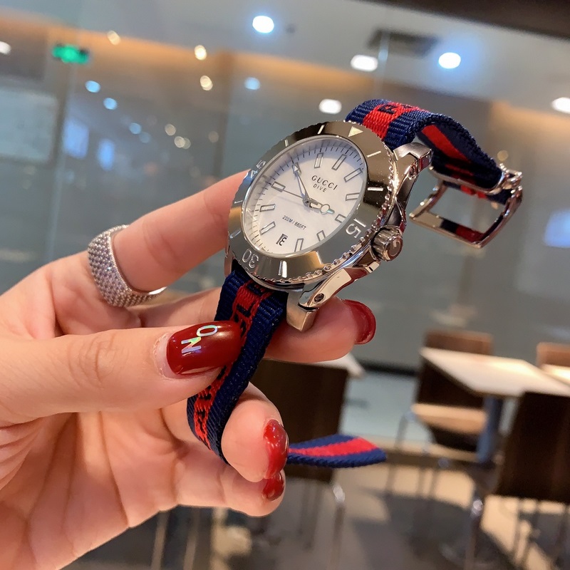 Gucci Dive Series 40mm Unisex Replica Watch with Coated Dial-2