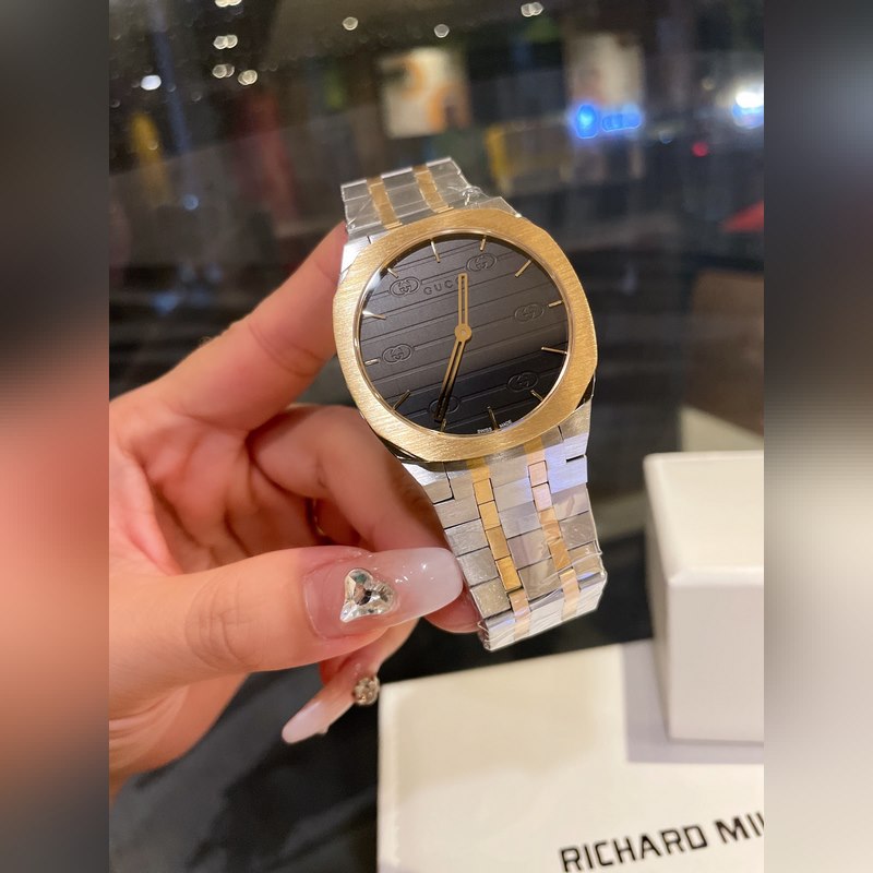 GUCCI 25H Luxury Sport Replica Watch Stylish Design and Quality Craftsmanship-4