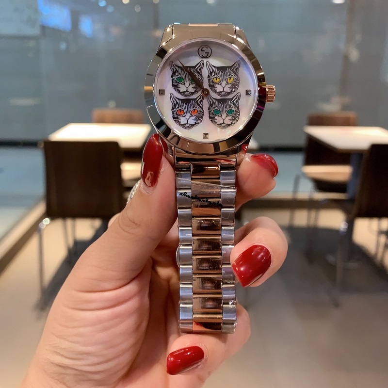 Gucci G-Timeless Cat Replica Watch with Pearl Dial-4