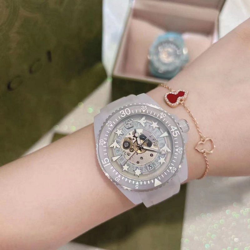 GUCCI Dive Series New Luxury Dive Replica Watch Launch-5