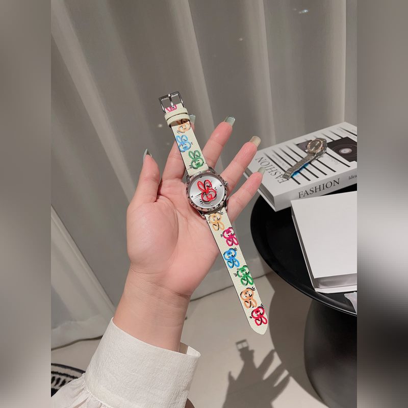 GUCCI G-Timeless Rabbit Replica Watch Quality Craftsmanship&Timeless Elegance-8