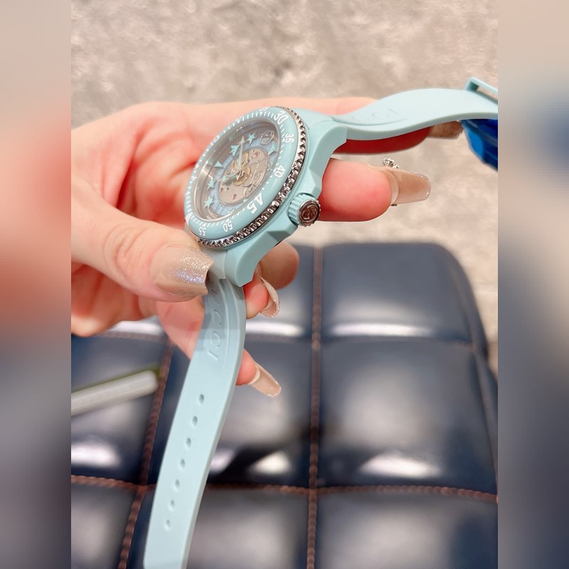 GUCCI DIVE 650 Explore Time's Mysteries with Quality Craftsmanship-4