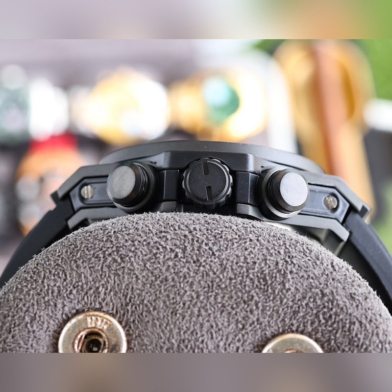 Hublot Big Bang Series Luxurious Timepieces with Core Quality Features-8