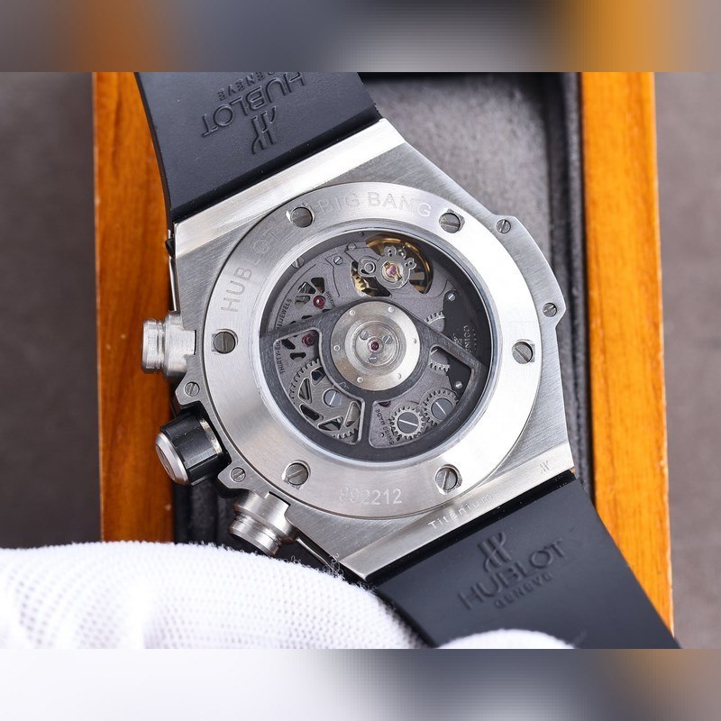 HUB Hengbao BigBang Chronograph Fearless Precision and Quality-7