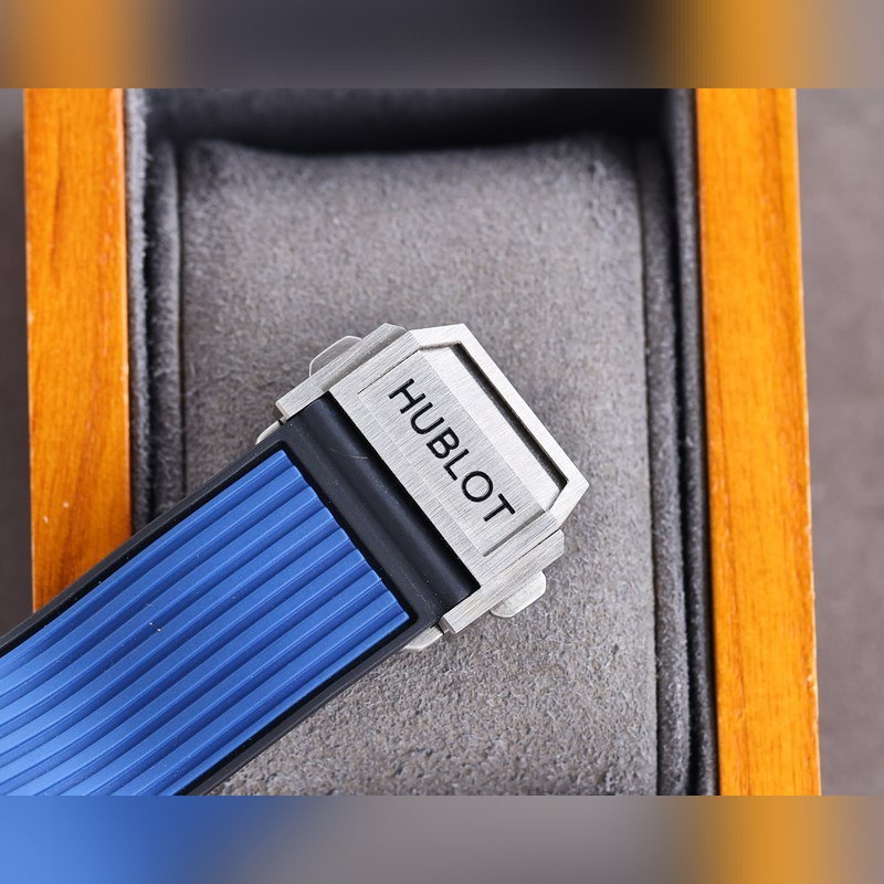 HUB Hengbao BigBang Chronograph Fearless Precision and Quality-8