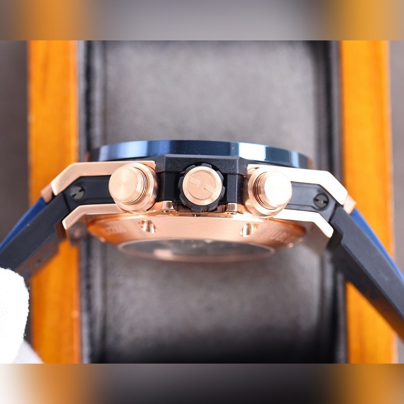 Hublot Big Bang V2 Chronograph with Elemental Materials-5