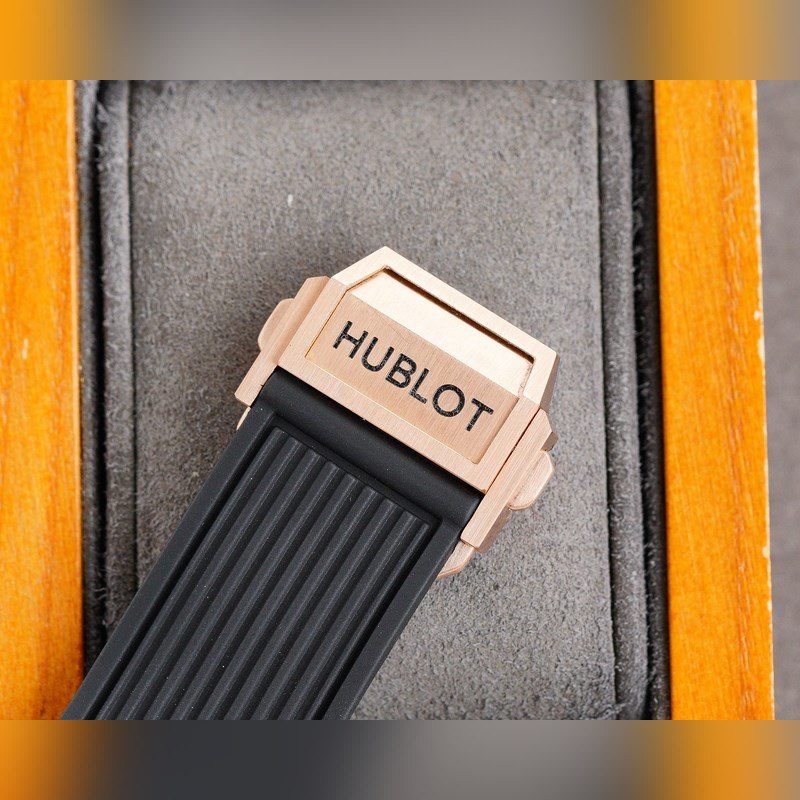 Hublot Big Bang Element Chronograph V2 Luxurious Swiss Replica Watch-8