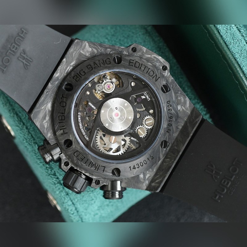 Hublot Big Bang Carbon Fiber Replica Watch Quality Timepiece-7