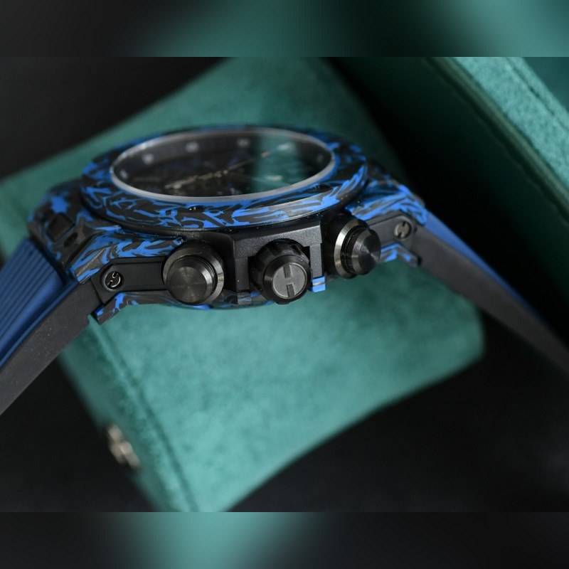 Hublot Big Bang Carbon Fiber Replica Watch High-Quality Timepiece-5