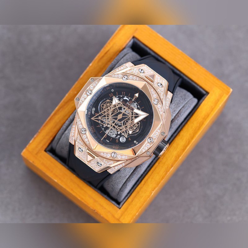 Hublot Big Bang Sang Bleu II Tattoo Replica Watch-5