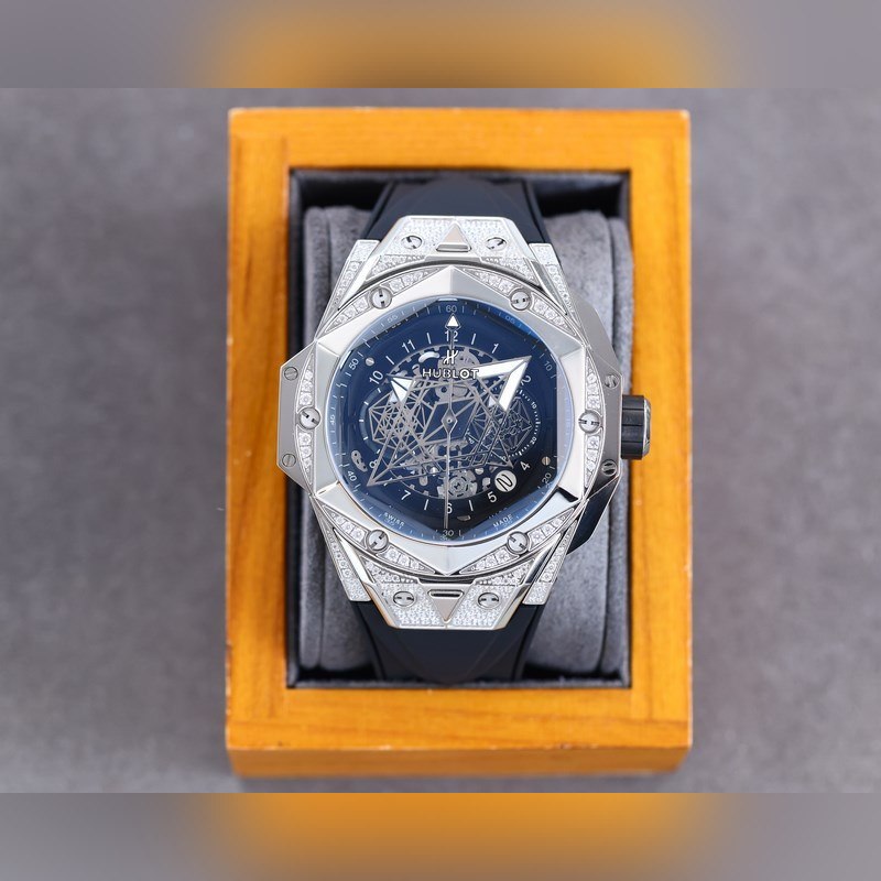 Hublot Big Bang Sang Bleu II Tattoo Replica Watch-2