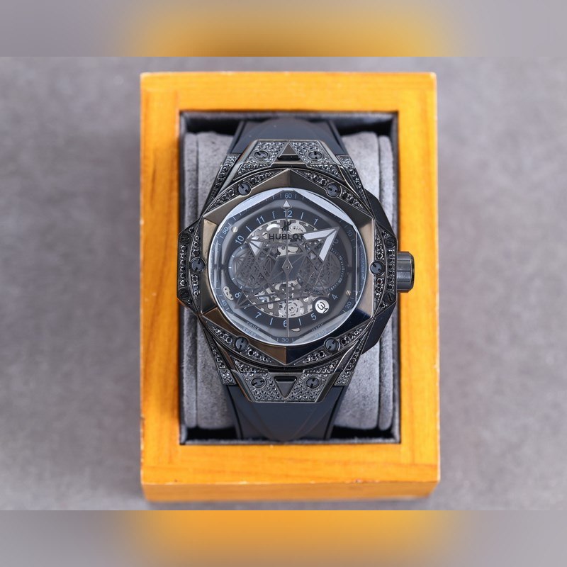 Hublot Big Bang Sang Bleu II Tattoo Replica Watch-3