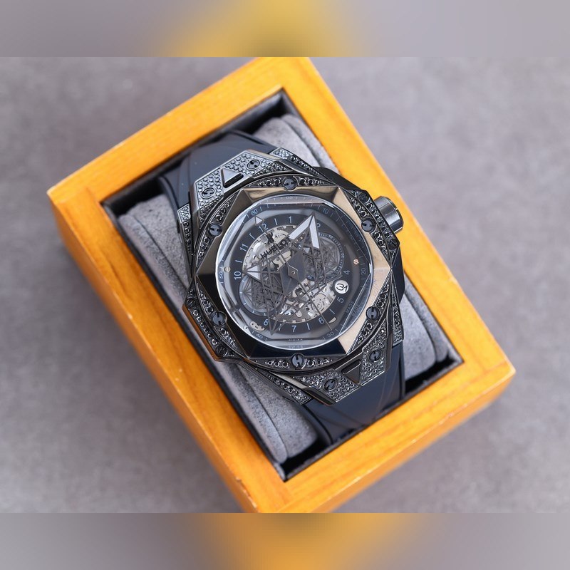 Hublot Big Bang Sang Bleu II Tattoo Replica Watch-5