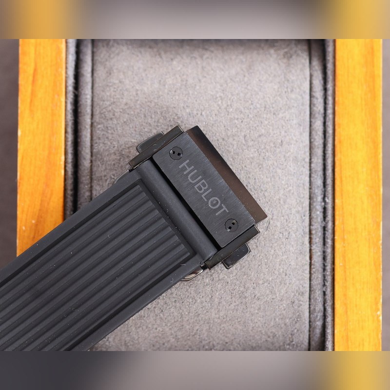 Hublot Big Bang Soul Red Carbon Fiber Replica Watch-8