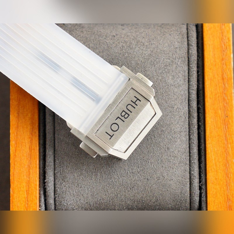 Hublot Big Bang 411.JX.4802.RT Transparent Timepiece-8