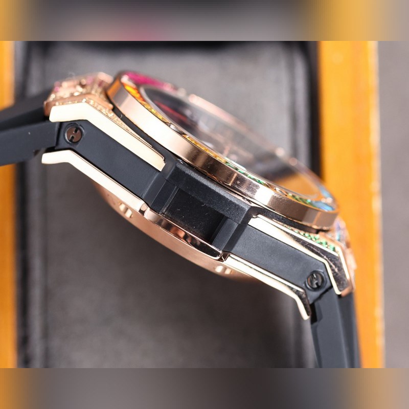 Hublot Big Bang V2 Chronograph Elemental Materials Replica Watch-6