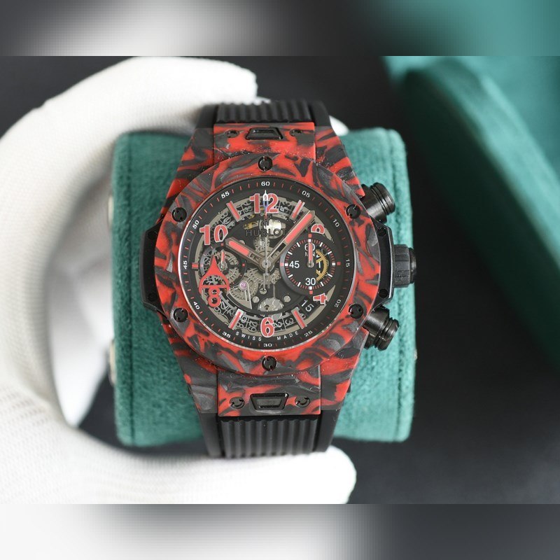 Hublot Big Bang Carbon Fiber Replica Watch High-Quality Timepiece-3
