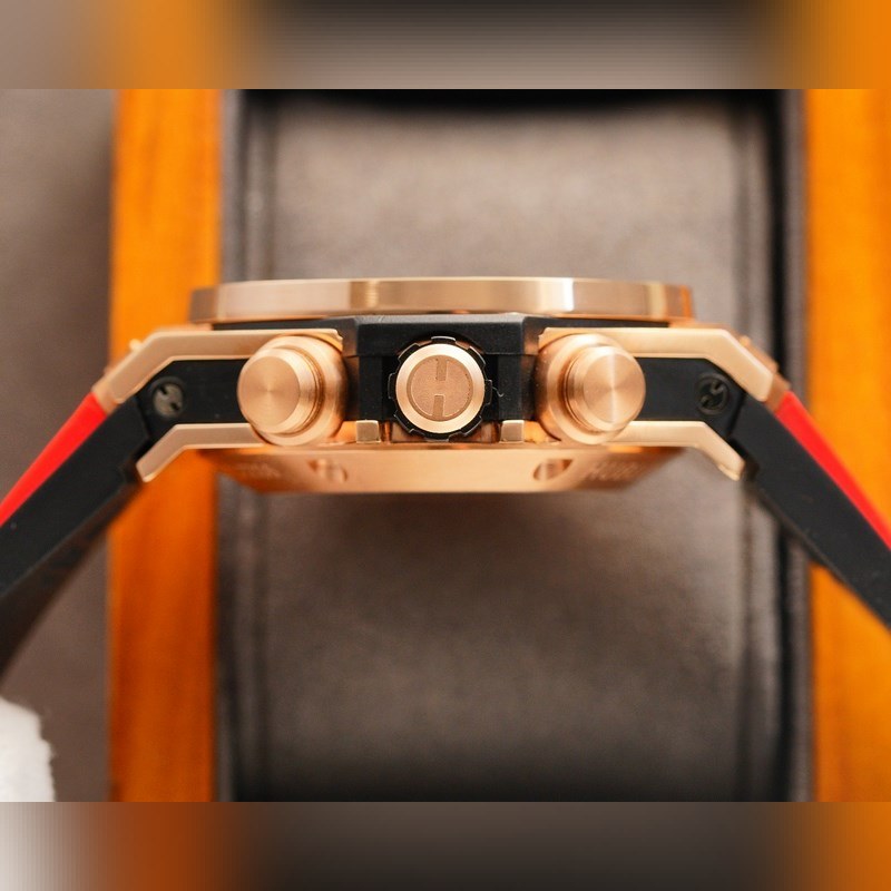 Hublot Big Bang V2 Elemental Material Chronograph-6