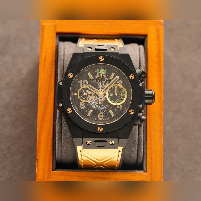 Hublot Big Bang V2 Chronograph with Element Materials-1