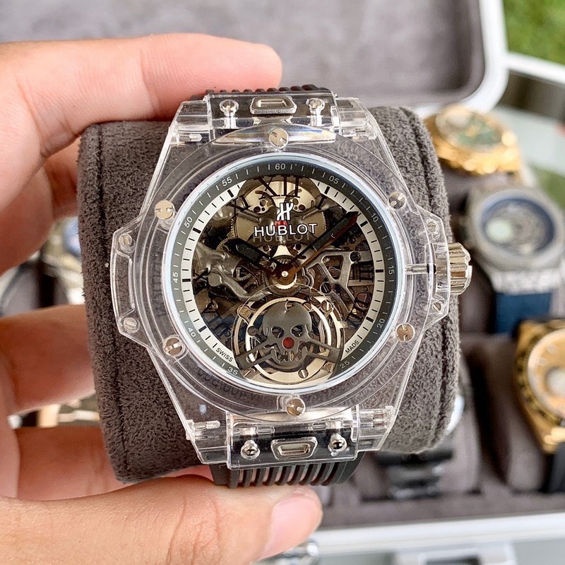 Hublot Big Bang Unico Magic Sapphire Replica Watch-3
