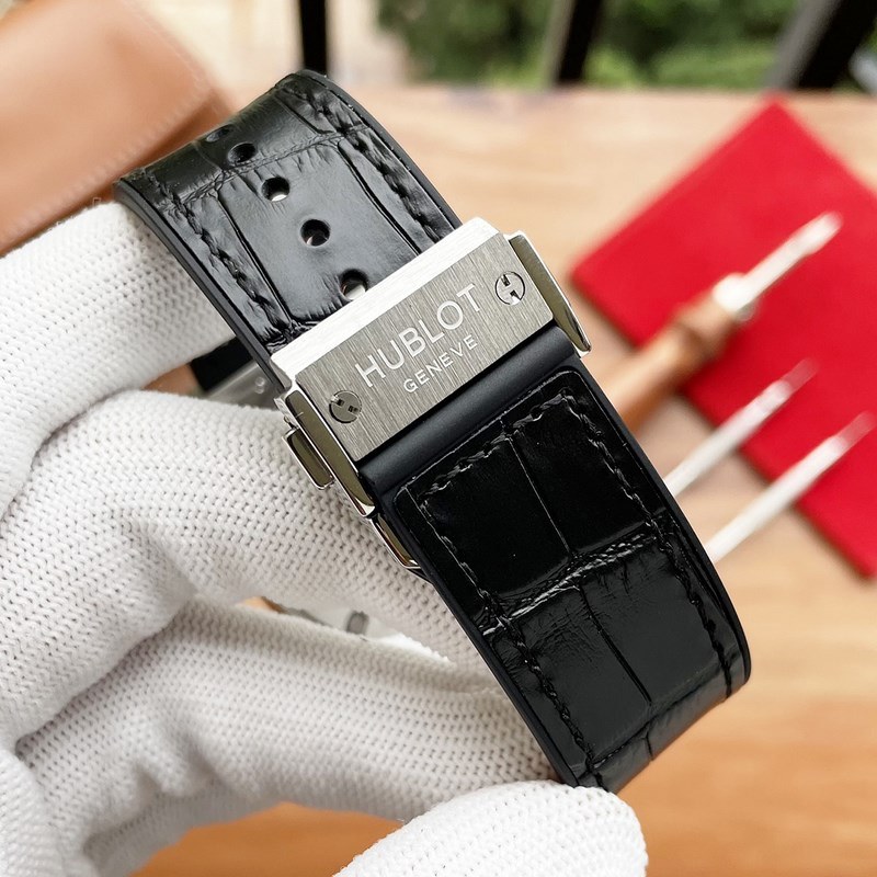 Hublot Big Bang Series Luxury Replica Watch with Core Features and Quality Attributes-8