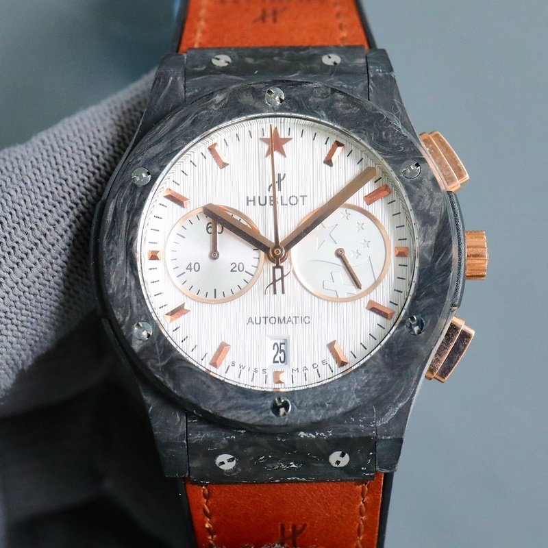 Hublot Classic Fusion 521 Series Men's Replica Watch Carbon Fiber Case Quality Elegance-3