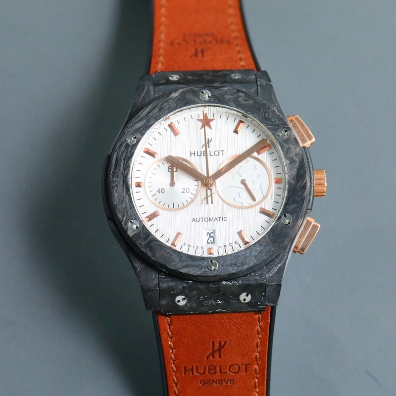 Hublot Classic Fusion 521 Series Men's Replica Watch Carbon Fiber Case Quality Elegance-6