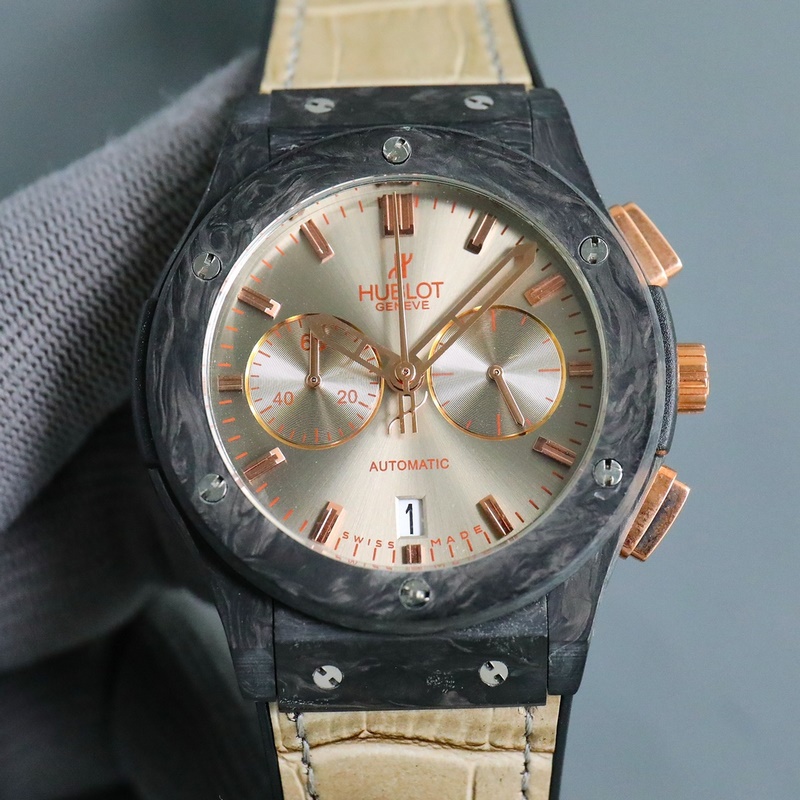 Hublot Classic Fusion 521 Men's Replica Watch Carbon Fiber Case Premium Quality-4