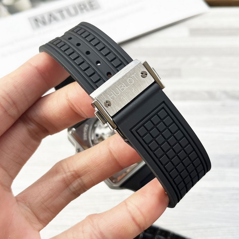 HUBLOT Big Bang Sq Bold Luxury Replica Watch with Unique Design-8