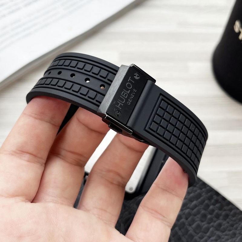 Hublot Spirit of Big Bang Sq Bold Innovation and Unique Design-7