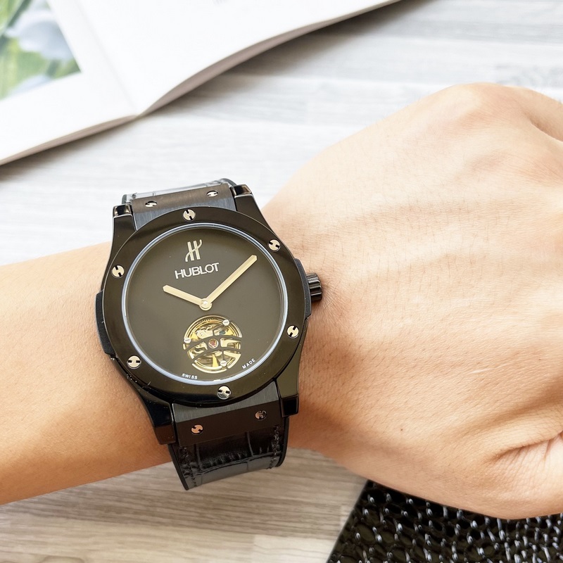 Hublot BIG BANG Carbon Fiber Body Avant-Garde Craftsmanship Unique Quality-2