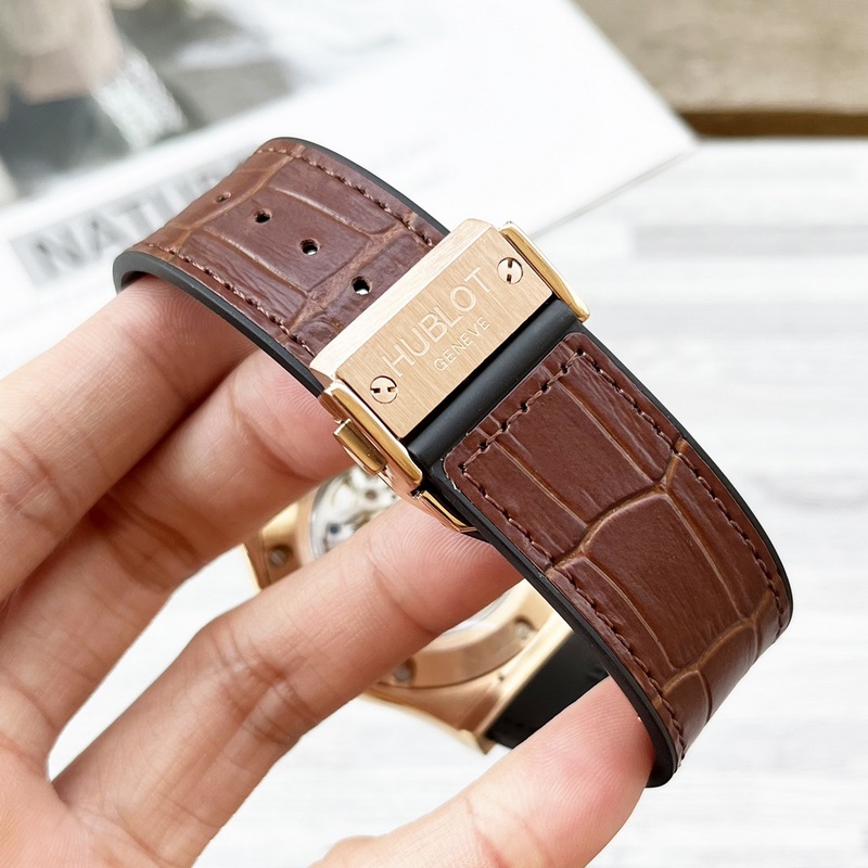 Hublot BIG BANG Carbon Fiber Body Avant-Garde Craftsmanship Unique Quality-8