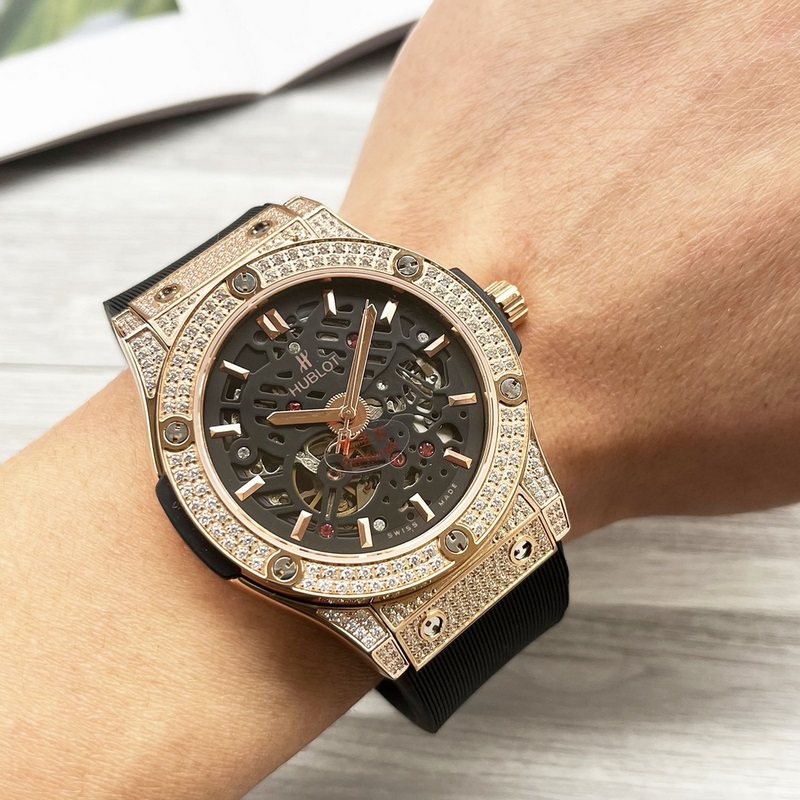 Hublot Big Bang Carbon Fiber Unique Craftsmanship&Premium Quality-1