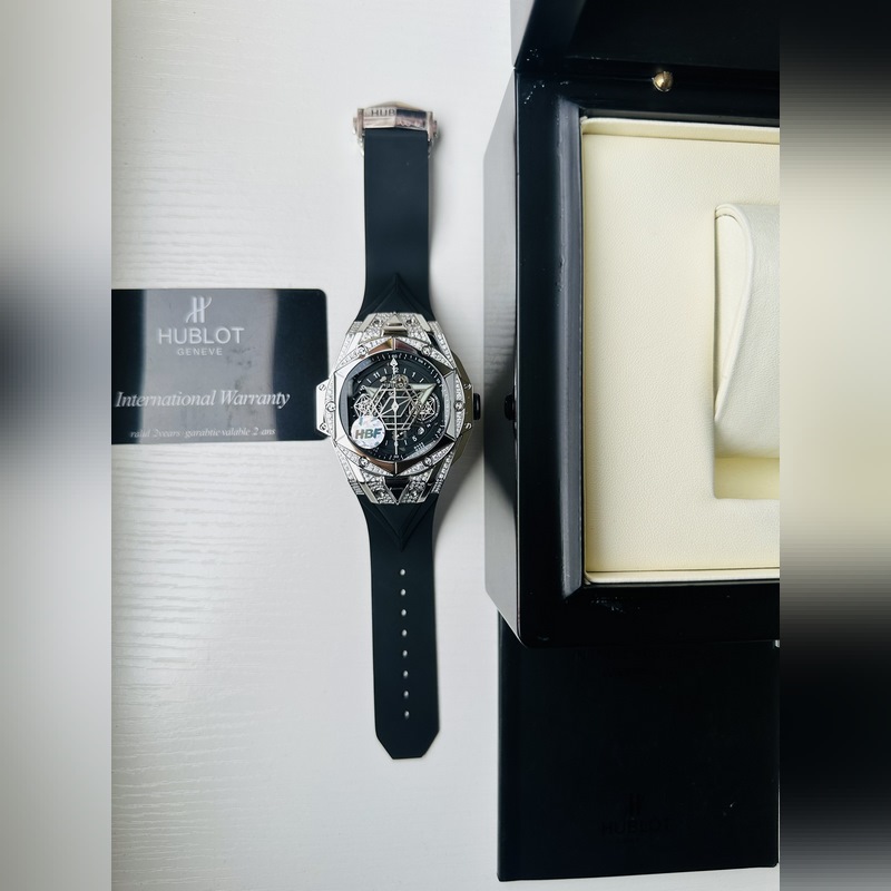 Hublot Big Bang Sapphire 2023 Luxury Limited Edition-6