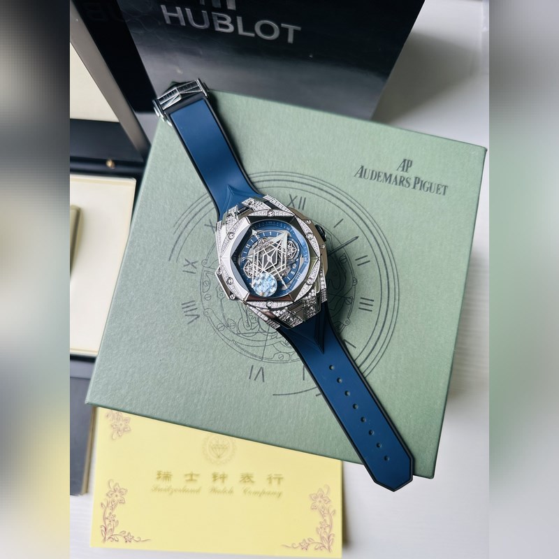 Hublot Big Bang Sa New Model with Premium Quality Features-3