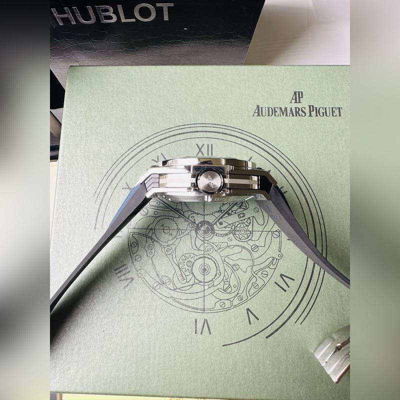Hublot Big Bang Sa New Model with Premium Quality Features-5