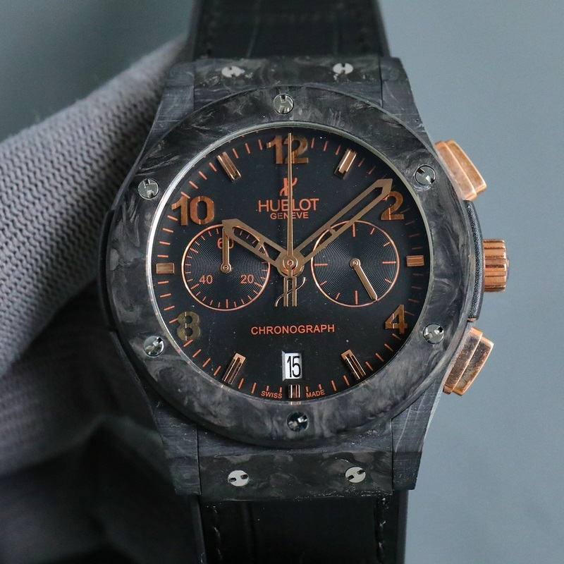 Hublot Classic Fusion 521 Men's Replica Watch Carbon Fiber Case Premium Finish-3
