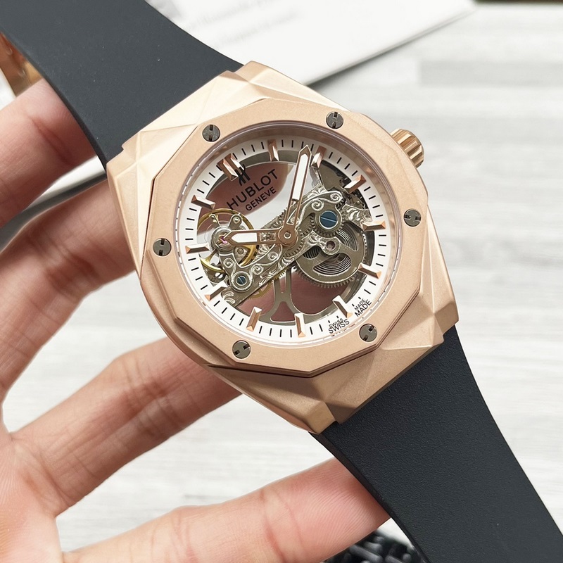 Hublot Big Bang Carbon Fiber Body Unique Craftsmanship Quality-4