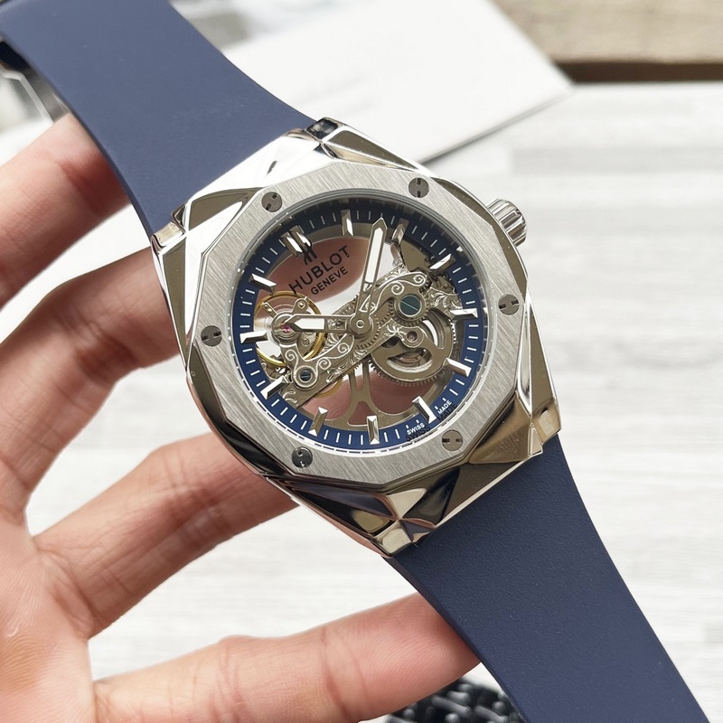 Hublot Big Bang Carbon Fiber Body Unique Craftsmanship High-Quality Design-3