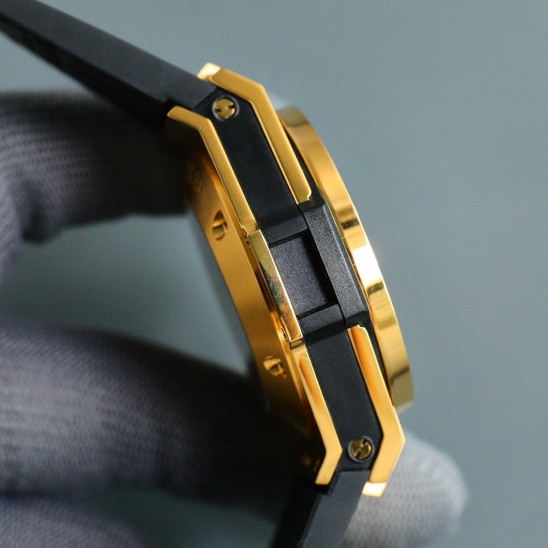 Hublot Big Bang Fearless Bold Timepieces with Core Quality-5