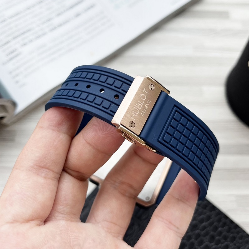 Hublot Big Bang Sq Bold Design and Unique Features-8