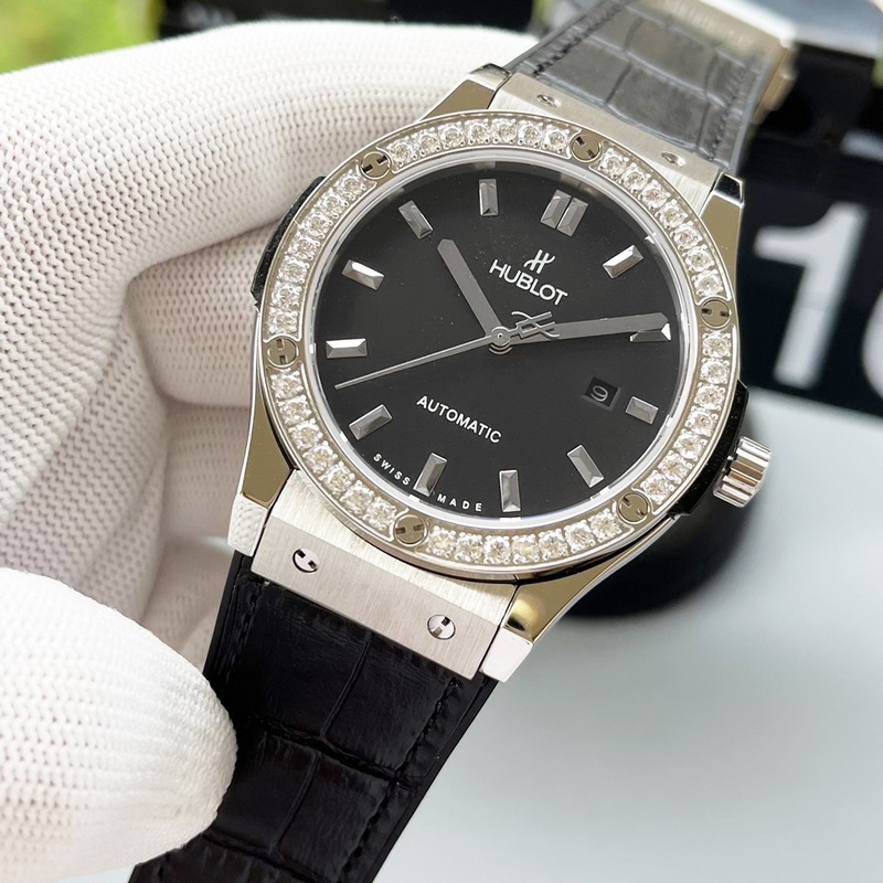 Hublot Big Bang Carbon Fiber Body Unique Design Exquisite Craftsmanship-1