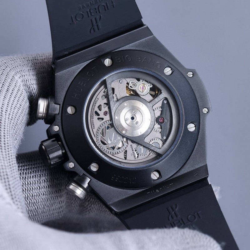 HUBLOT Big Bang Fearless Luxury Iconic Design High-Quality Craftsmanship-7