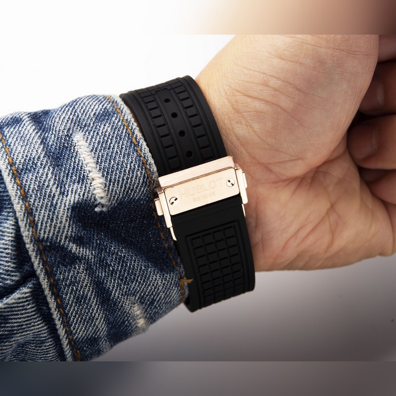 Hublot Big Bang SQ Bold Innovation and Unique Design-7